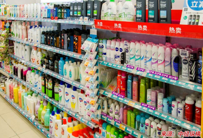 中國日用品百貨行業(yè)發(fā)展現(xiàn)狀、挑戰(zhàn)與未來戰(zhàn)略規(guī)劃